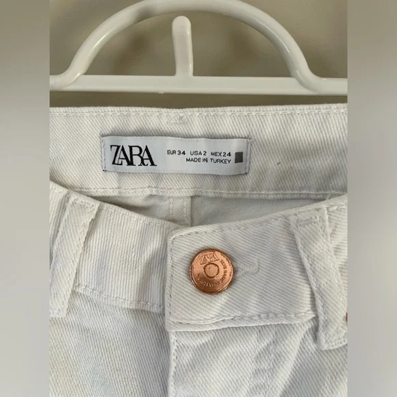 Zara Women's Straight Leg flared bell bottom White Jeans NWOT size 2 - Picture 3 of 6